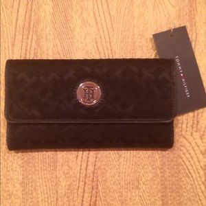 Tommy Hilfiger Wallet